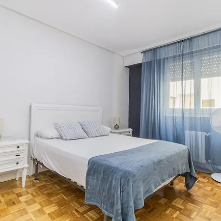 Apartment Your Large Family In Zaragoza