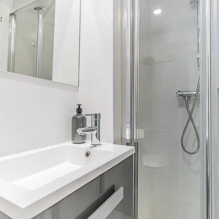 Your Large Family In * Zaragoza