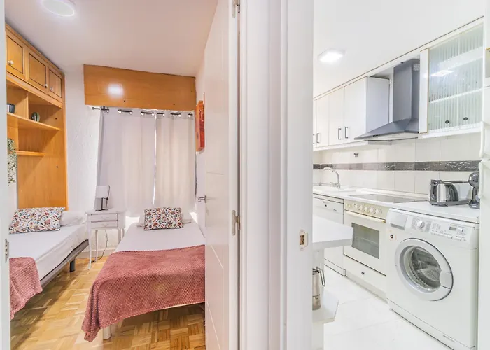 Your Large Family In 아파트 *