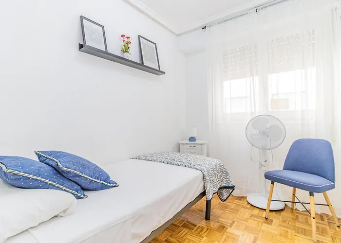 아파트 Your Large Family In