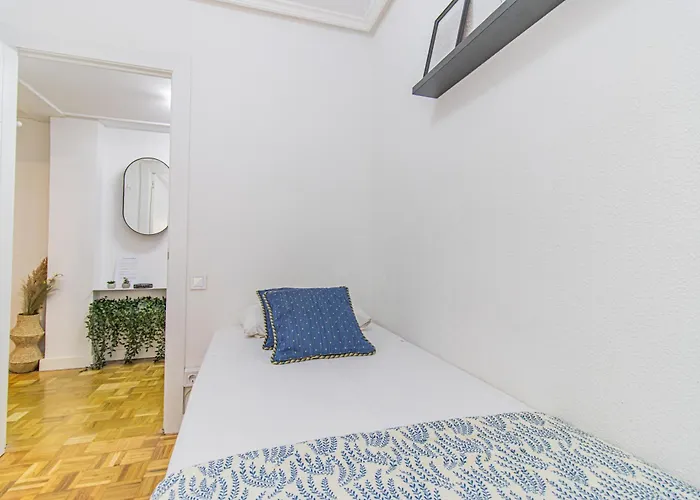 아파트 Your Large Family In *