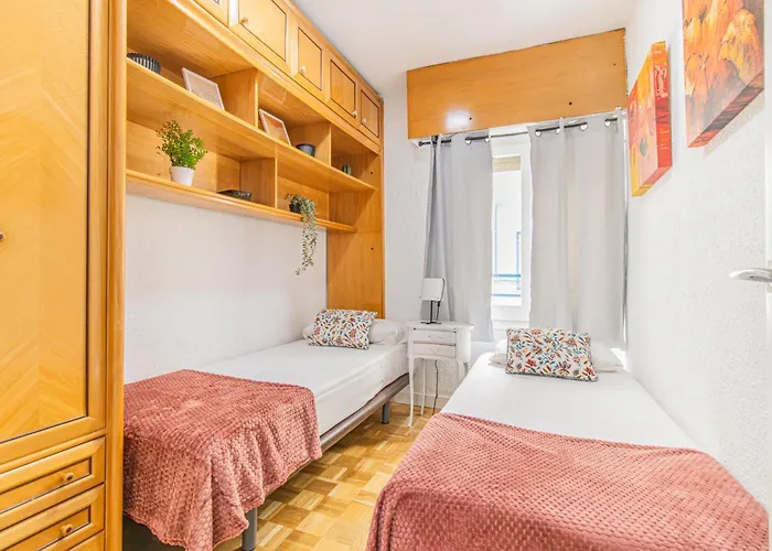 Your Large Family In 아파트 *