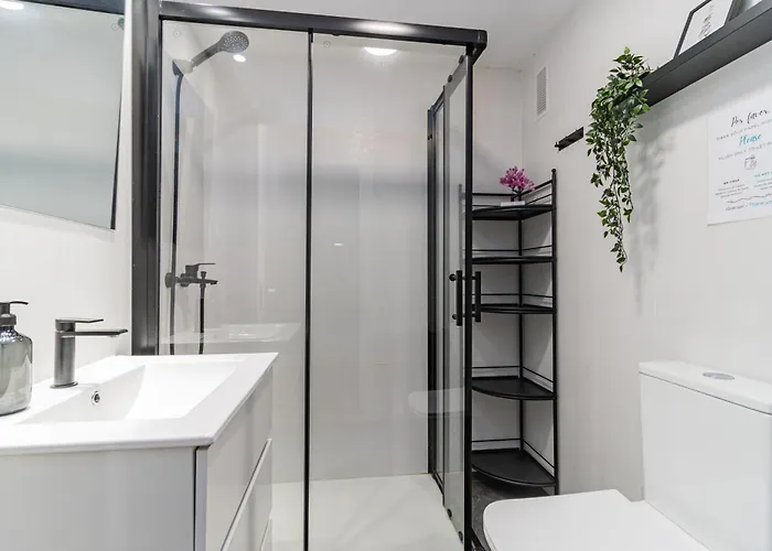 Your Large Family In 아파트